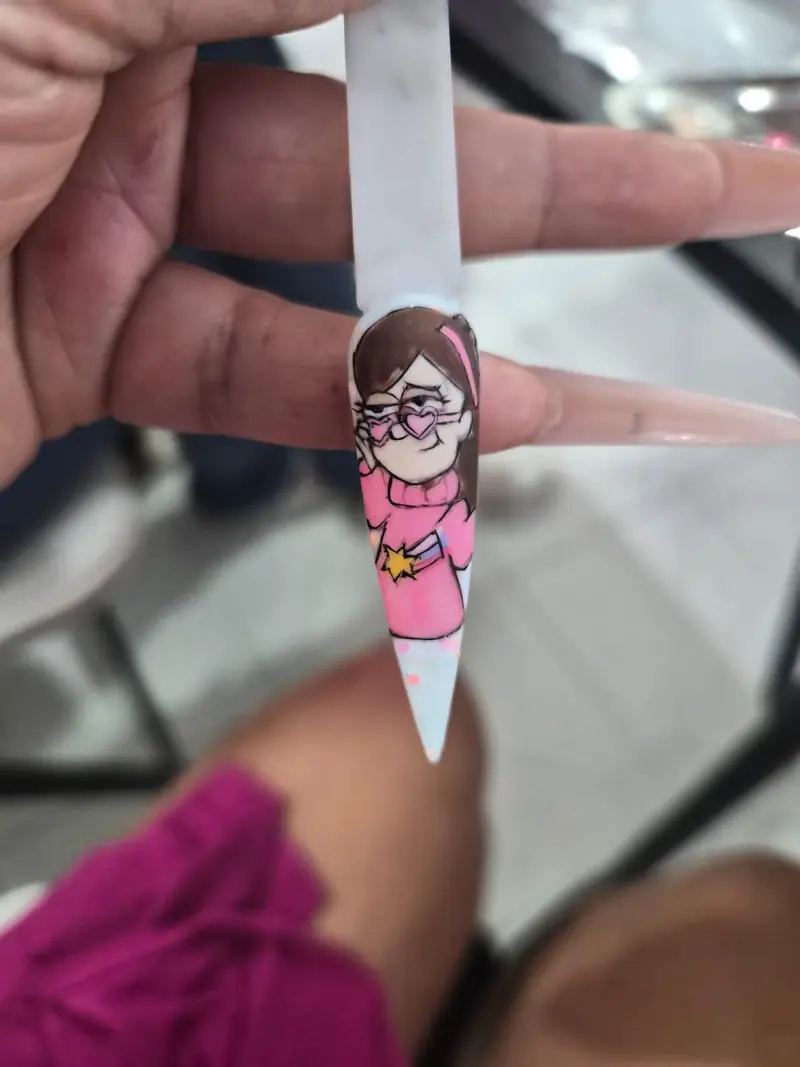 Práctica de micropintura: personaje pintado a mano sobre tip